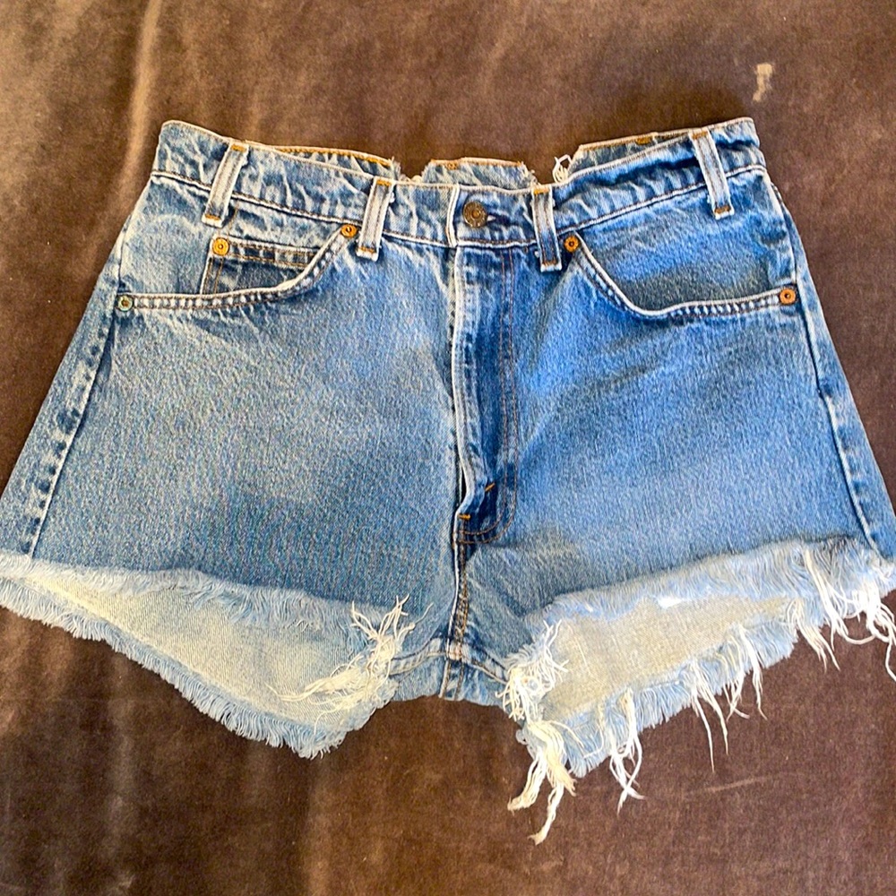 Vintage ORANGE TAB Levi’s shorts size 28 ish